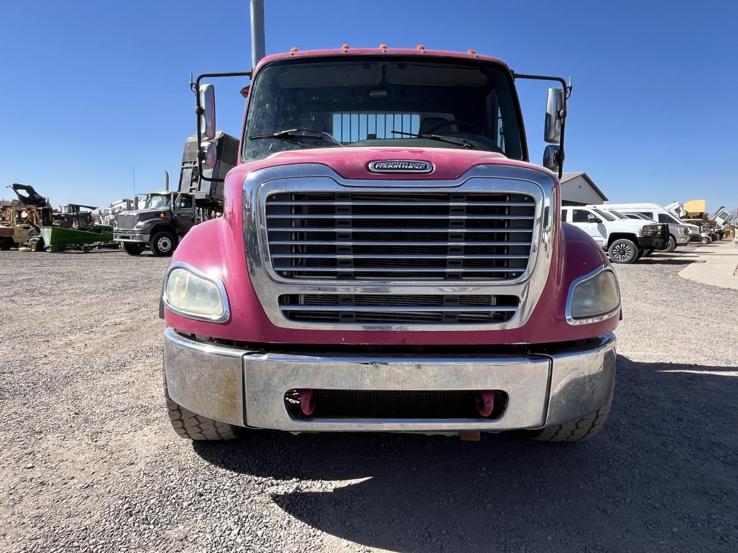 CAMION FREIGHTLINER M2 112